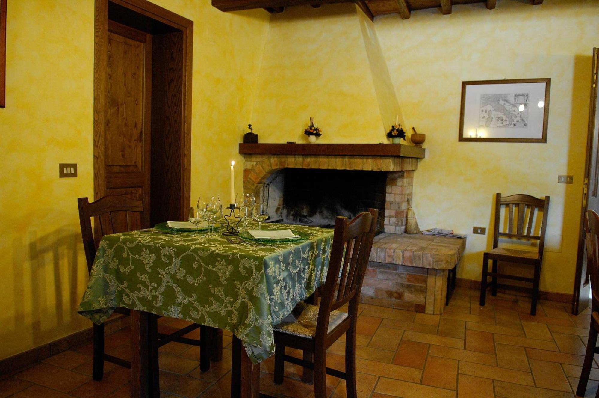 Agriturismo Il Borghetto Монтефалько Екстер'єр фото