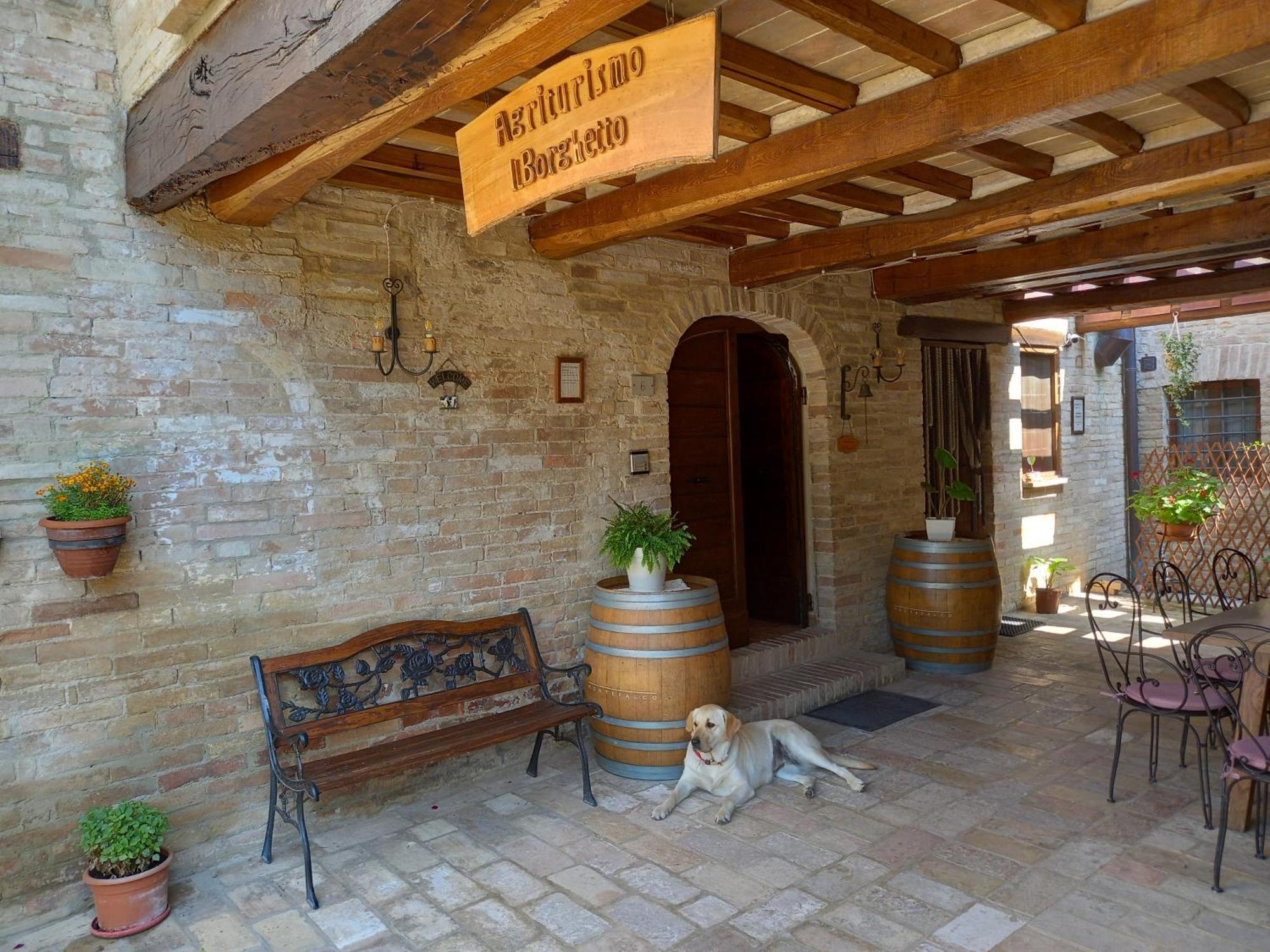 Agriturismo Il Borghetto Монтефалько Екстер'єр фото